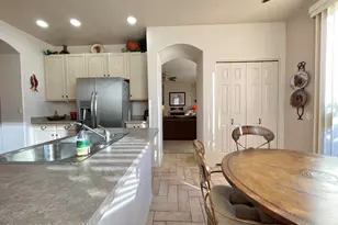 2442 W Tom Watson Dr, Tucson, AZ 85742 - Photo 10