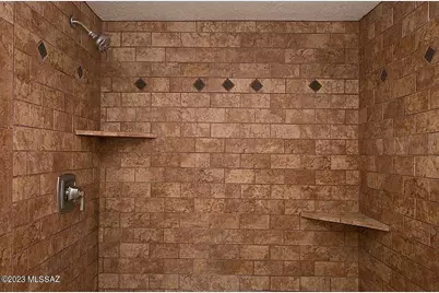 7924 E Colette Circle #83, Tucson, AZ 85710 - Photo 10