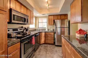 6651 N Campbell Ave, Tucson, AZ 85718 - Photo 4