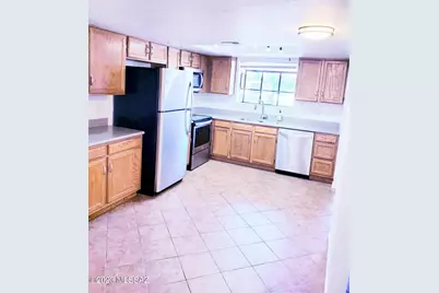 10126 E Arizmo Street, Tucson, AZ 85748 - Photo 2
