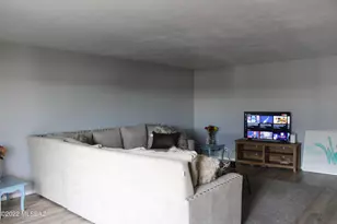 3940 E Timrod St, Tucson, AZ 85711 - Photo 2