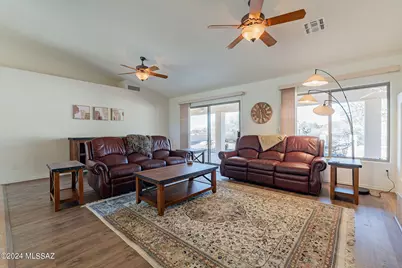 36500 S Rock Crest Drive, Saddlebrooke, AZ 85739 - Photo 12