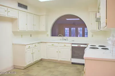 1118 W Calle Excelso, Green Valley, AZ 85614 - Photo 10