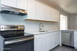 100 E James Dr, Sierra Vista, AZ 85635 - Photo 10