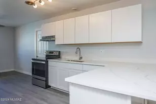 100 E James Dr, Sierra Vista, AZ 85635 - Photo 6