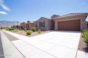 722 E Romsdalen, Oro Valley, AZ 85755 - Photo 40