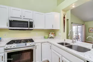 1463 E Ganymede Dr, Tucson, AZ 85737 - Photo 30