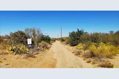 49300Blk E Panther Butte Road, Saddlebrooke, AZ 85739 - Photo 14