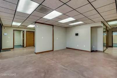 6436 E Broadway Boulevard, Tucson, AZ 85710 - Photo 8