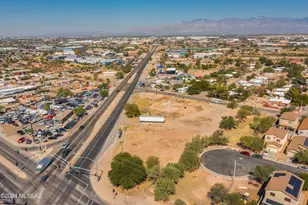 3502 E Felix Blvd, Tucson, AZ 85706 - Photo 8