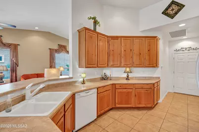 716 W Shadow Wood Street, Green Valley, AZ 85614 - Photo 16
