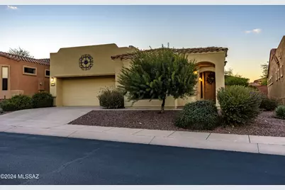 716 W Shadow Wood Street, Green Valley, AZ 85614 - Photo 2