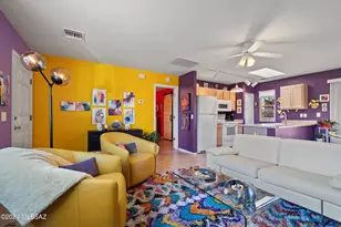 997 W Camino Erranle, Green Valley, AZ 85614 - Photo 10