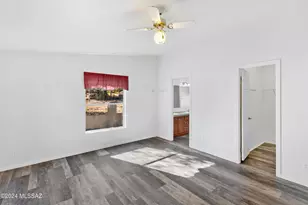 1915 S Cody Loop Rd, Oracle, AZ 85623 - Photo 18