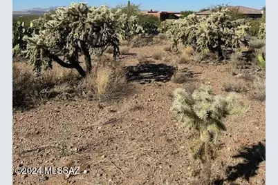 281 N Scenic Vista Drive #140, Sahuarita, AZ 85629 - Photo 2