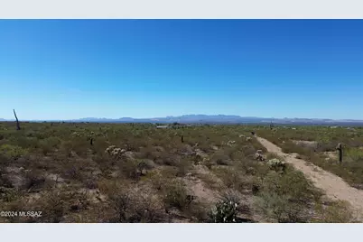 7050 E Camino Aurelia #1, Sahuarita, AZ 85629 - Photo 16