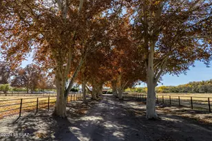31 Santa Gertrudis Ln, Tumacacori, AZ 85640 - Photo 10