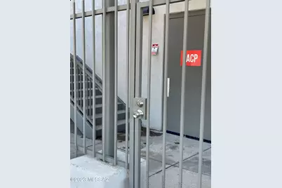 2010 N Camino Serna, Tucson, AZ 85715 - Photo 12