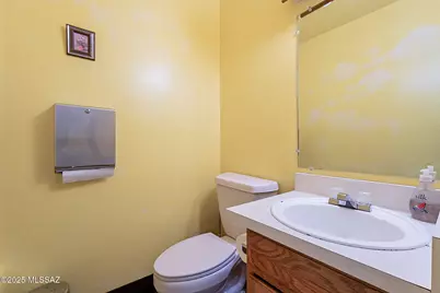 1100 W Calle Privada, Sahuarita, AZ 85629 - Photo 22