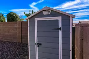 5577 W Painted Cliff Dr, Marana, AZ 85658 - Photo 36