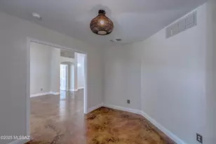 5577 W Painted Cliff Dr, Marana, AZ 85658 - Photo 26