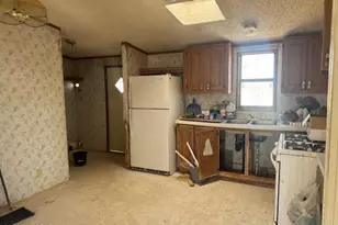 433 E Camino De Pampas, Huachuca City, AZ 85616 - Photo 6