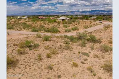 2642 E Maxine Place #13 Blk4, Vail, AZ 85641 - Photo 4