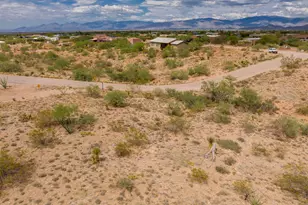 2642 E Maxine Pl, Vail, AZ 85641 - Photo 4