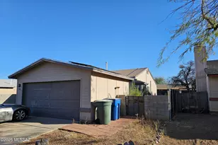 1741 W Chardonnay Dr, Tucson, AZ 85746 - Photo 2