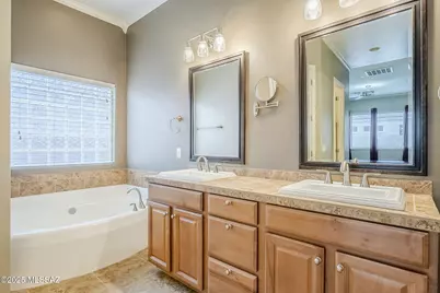 12692 N Sunrise Shadow Drive, Marana, AZ 85658 - Photo 18
