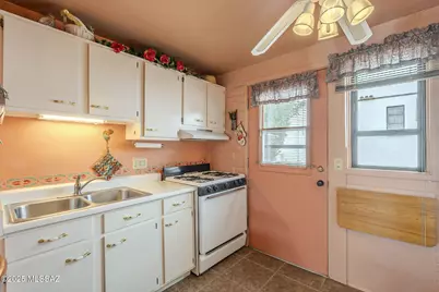 444 S Paseo Quinta #D, Green Valley, AZ 85614 - Photo 12