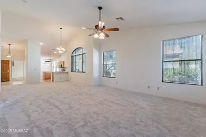 63752 E Holiday Drive, Saddlebrooke, AZ 85739 - Photo 2