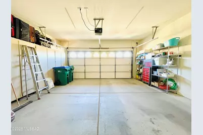 9524 N Twinkling Shadows Way, Tucson, AZ 85743 - Photo 14