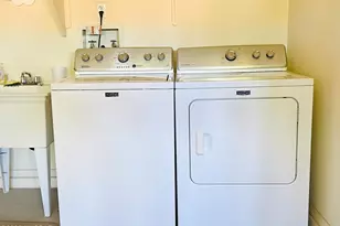 9524 N Twinkling Shadows Way, Tucson, AZ 85743 - Photo 16