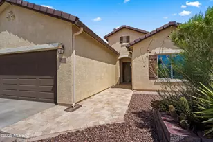 33743 S Ballad Dr, Red Rock, AZ 85145 - Photo 4
