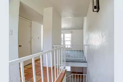 1600 N Wilmot Road #UNIT 327, Tucson, AZ 85712 - Photo 8