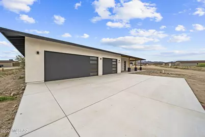 102 S Montgomery Avenue, Vail, AZ 85641 - Photo 6