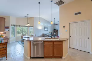 2740 E Ponce Ct, Green Valley, AZ 85614 - Photo 18