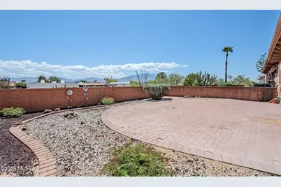 723 S Los Zafiros, Green Valley, AZ 85614 - Photo 30