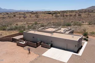 8867 S Welsh Pl, Hereford, AZ 85615 - Photo 4