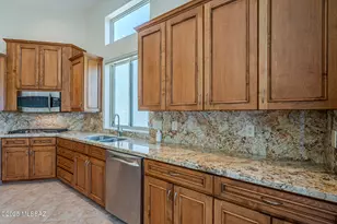 4862 N Bonita Ridge Ave, Tucson, AZ 85750 - Photo 10