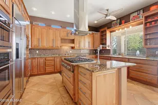 9760 E Spring Ridge Pl, Tucson, AZ 85749 - Photo 18