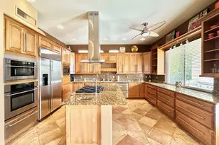 9760 E Spring Ridge Pl, Tucson, AZ 85749 - Photo 12