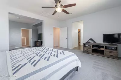 1090 E Lyle Canyon Drive, Sahuarita, AZ 85629 - Photo 16