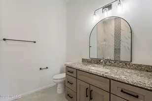 121 W Calle Escudilla, Green Valley, AZ 85614 - Photo 26
