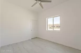 121 W Calle Escudilla, Green Valley, AZ 85614 - Photo 24