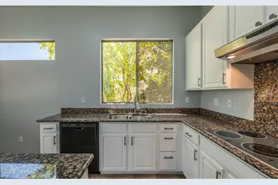 8892 N Silver Moon Way, Tucson, AZ 85743 - Photo 20