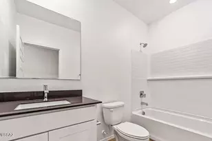 13487 N Laura Ellen Ln, Marana, AZ 85653 - Photo 18