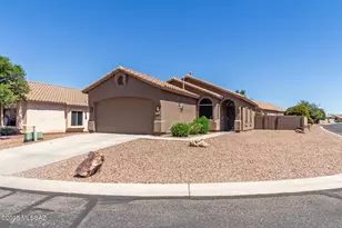 60196 E Crestview Ct, Tucson, AZ 85739 - Photo 2