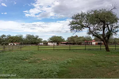 3155 W Elephant Head Road, Amado, AZ 85645 - Photo 10